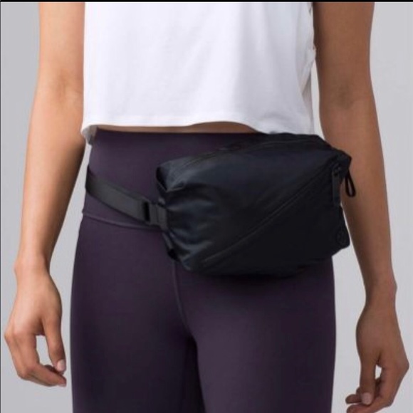 lululemon women's fast track belt bag running waist pack